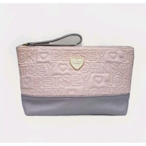 Betsey Johnson Makeup Bag Pink Gray Quilted Heart Wristlet Travel Bag Zip Pouch